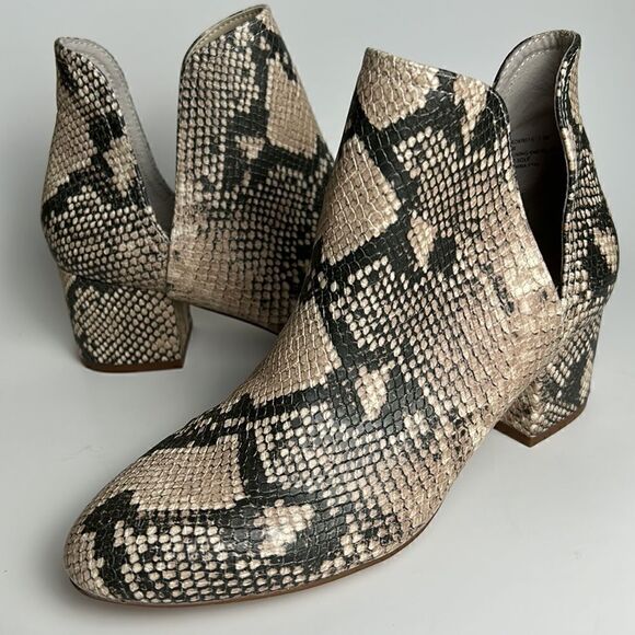 New Steve Madden Rookie Natural Snake Booties size 7.5 - Picture 2 of 8